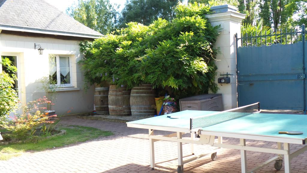 Le Clos De La Chapelle - Gite Les Glycines Екстер'єр фото